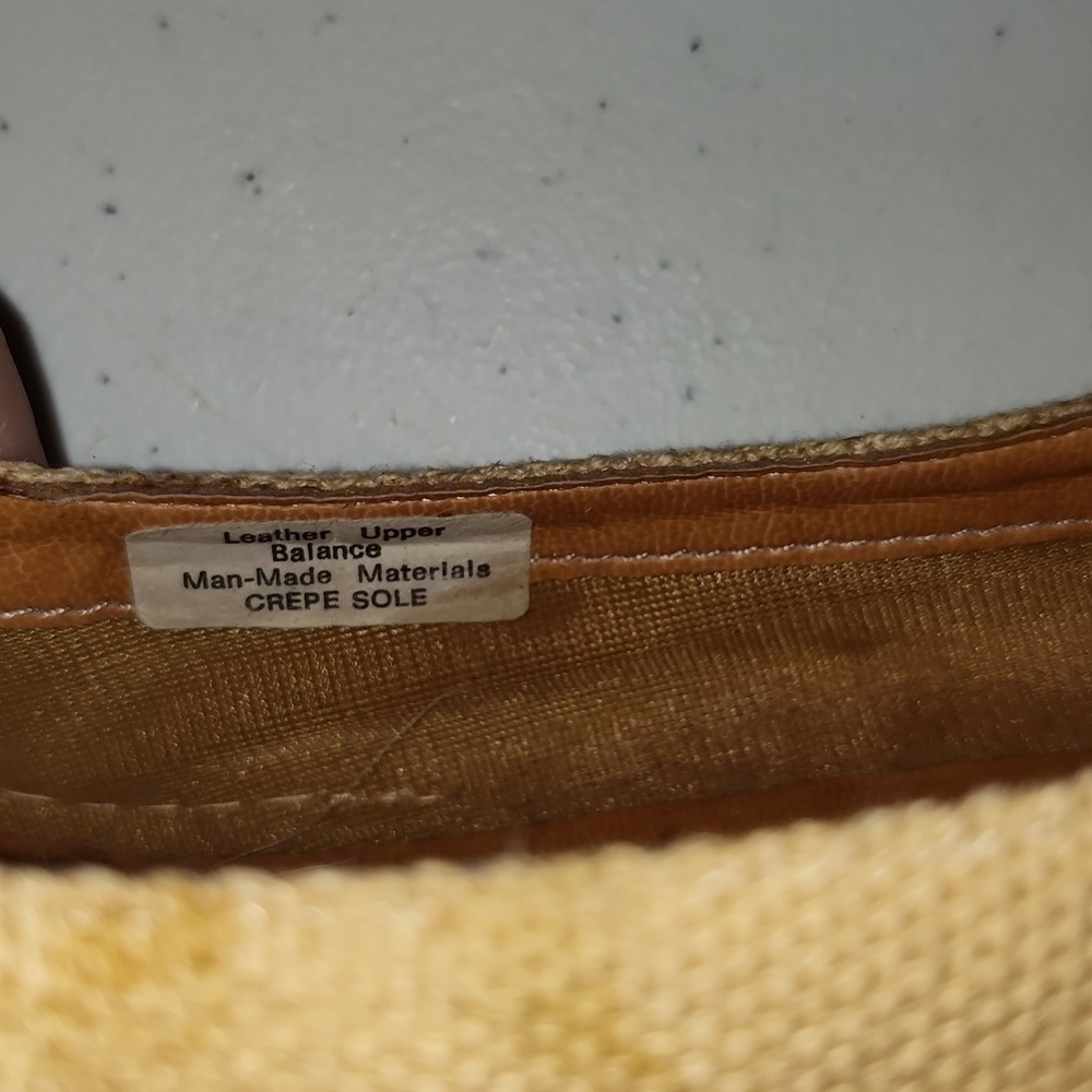 Vintage Aigner wedge shoes - Picture 10 of 10